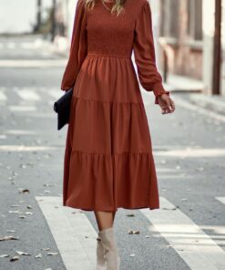 שמלה אודל - מידי אלגנטית עם שרוולים ארוכים בשלל צבעים